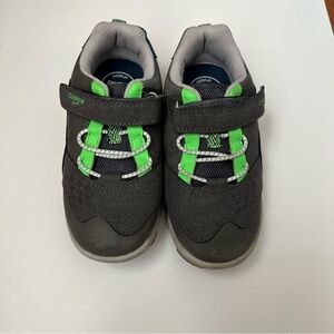 OshKosh B'gosh| Kids Sneakers in Charcoal and Lime -Size 11